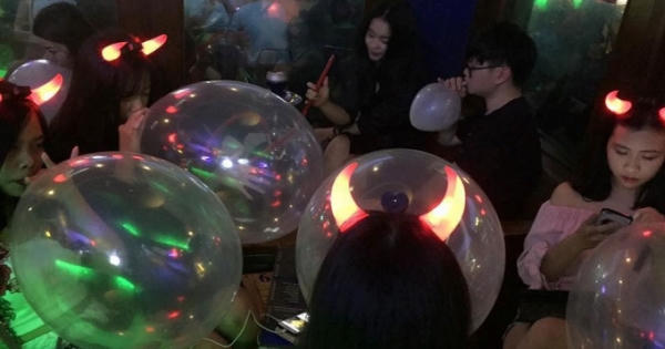 Công an Hà Nội mạnh tay xử lý các cơ sở kinh doanh 'bóng cười'