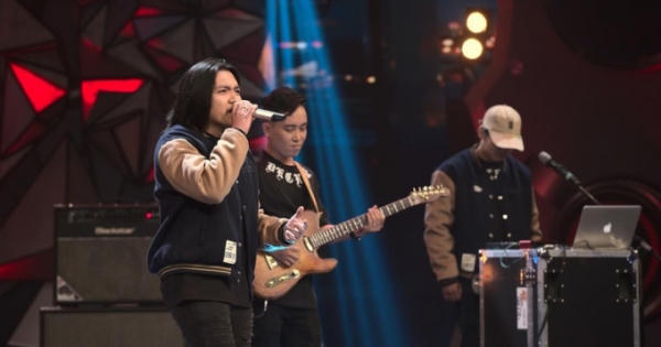 Lạ lẫm với “Sao em chưa vội lấy chồng” theo phong cách rock
