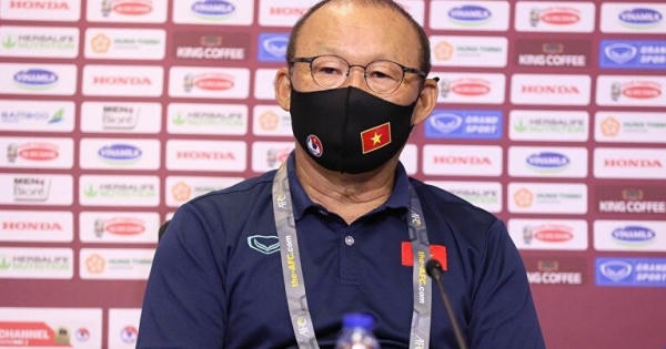 HLV Park Hang Seo: 'Cảm ơn CĐV Việt Nam, Tết này thật ý nghĩa'