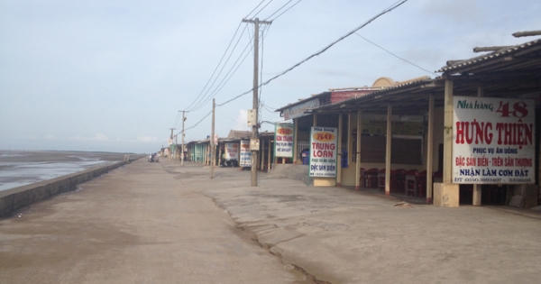 Nam Định: Du khách lo lắng về camera lắp đặt ở bãi biển Quất Lâm