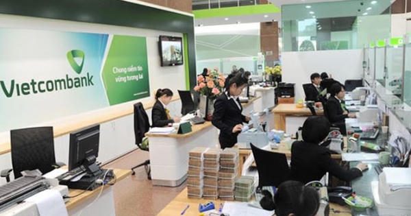 Vietcombank thu về hơn 330 tỷ đồng từ thoái vốn hai doanh nghiệp