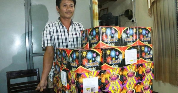 Hà Tĩnh: Bắt quả tang đối tượng buôn bán gần 80kg pháo nổ