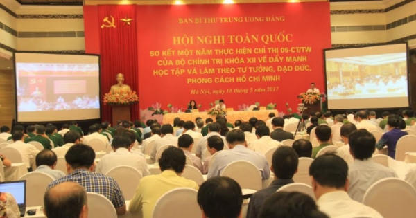 Lấy tư tưởng của Bác để soi rọi suy nghĩ và hành động