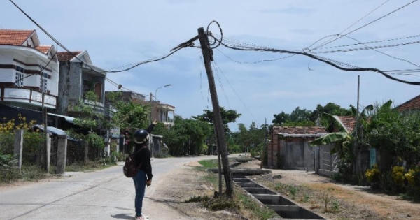 Báo động tình trạng người dân tự ý kéo đường điện ở Phú Yên Báo động tình trạng người dân tự ý kéo đường điện ở Phú Yên