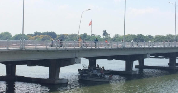 Huế: Người đàn ông ôm cháu bé nhảy sông, nghi tự tử