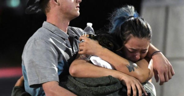 Nhân chứng kể lại giây phút kinh hoàng trong vụ xả súng chấn động nước Mỹ