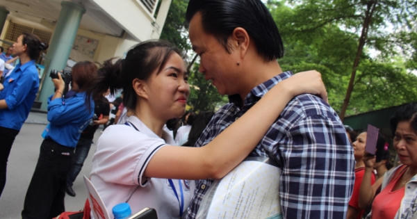 Thí sinh lúng túng trước đề thi môn Giáo dục công dân Thí sinh lúng túng trước đề thi môn Giáo dục công dân