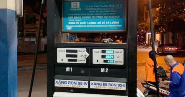 Ðủ chiêu găm hàng, đầu cơ đón đầu tăng giá xăng
