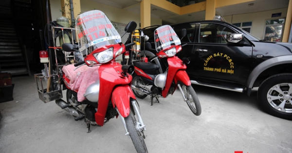 Cảnh sát PCCC Hà Nội sáng tạo xe wave thành mô tô cứu hỏa