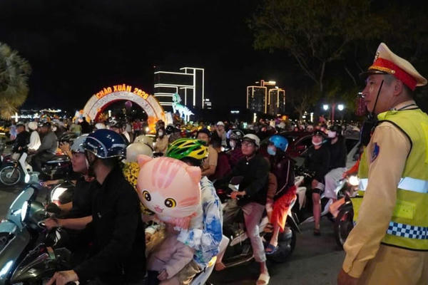 Tai nạn giao thông trên địa bàn Đà Nẵng giảm cả 3 tiêu chí trong dịp Tết Tai nạn giao thông trên địa bàn Đà Nẵng giảm cả 3 tiêu chí trong dịp Tết