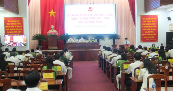 Hậu Giang Khai mạc Kỳ họp thứ năm HĐND tỉnh khóa X