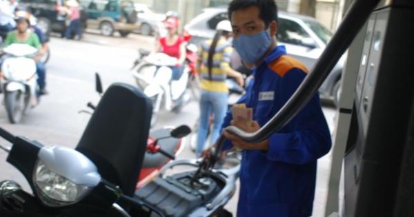 Slide - Điểm tin thị trường: Chỉ số giá tiêu dùng tháng 10 tăng cao vì giá xăng dầu
