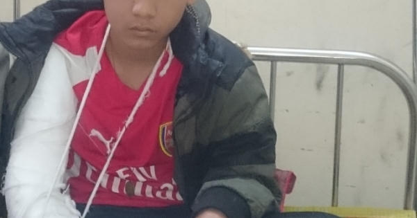 Thanh Hóa: Kỷ luật thầy giáo đánh học sinh vỡ xương tay Thanh Hóa: Kỷ luật thầy giáo đánh học sinh vỡ xương tay