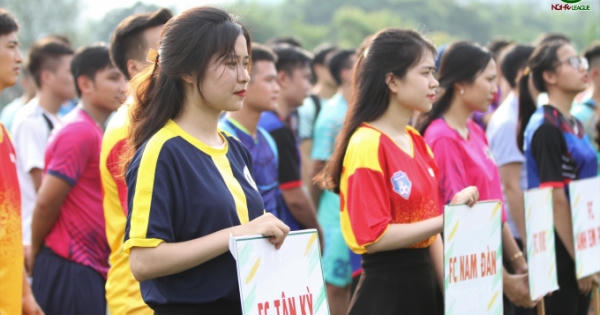 Giải bóng đá Hạng nhất Nghệ league 2019 - Tranh Cup Đại học Đông Đô: Sôi động ngày khai mạc Giải bóng đá Hạng nhất Nghệ league 2019 - Tranh Cup Đại học Đông Đô: Sôi động ngày khai mạc