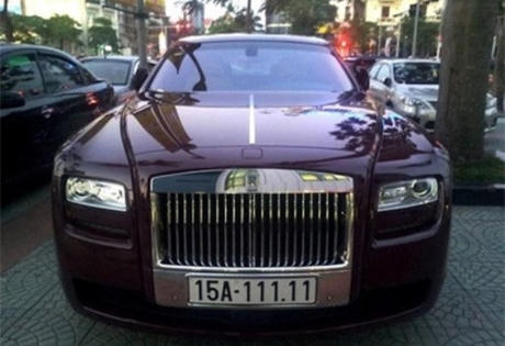 Ngắm dàn xe siêu sang Rolls-Royce ở Việt Nam mang biển tứ quý 'siêu khủng'