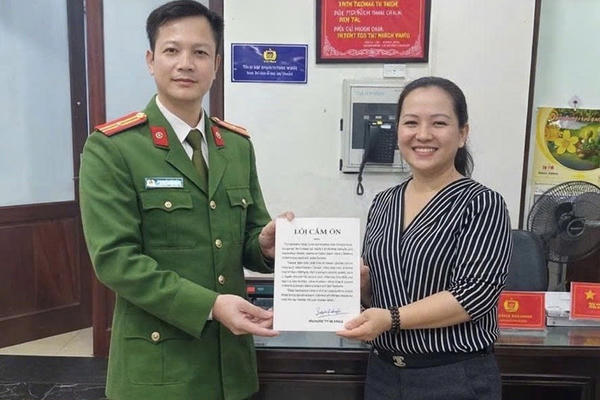 Hà Nội: Công an phường Cửa Nam kịp thời hỗ trợ công dân thu hồi 450 triệu đồng chuyển khoản nhầm