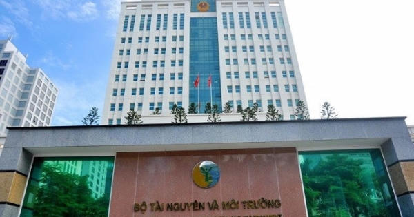 Cử tri quan tâm việc di dời trụ sở 13 bộ, ngành ra khỏi nội đô Cử tri quan tâm việc di dời trụ sở 13 bộ, ngành ra khỏi nội đô