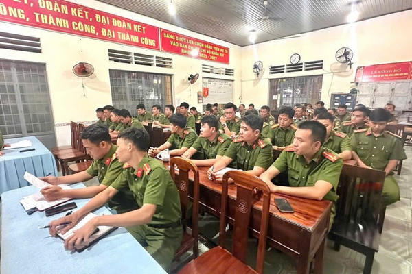 Công an phường Trảng Dài tổng rà soát cư trú, bảo đảm an ninh, an toàn phục vụ Đại hội Đảng