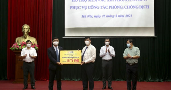 SHB ủng hộ 15 tỷ đồng, Tập đoàn T&T ủng hộ 1 triệu liều vaccine tới Bộ Y tế