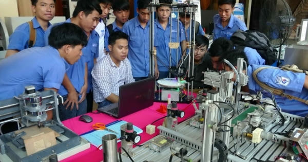 Trường cao đẳng chật vật tìm hướng tuyển sinh