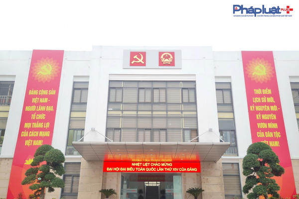 Phường Xuân Phương rực rỡ cờ hoa chào mừng Đại hội Đại biểu toàn quốc lần thứ XIV của Đảng Phường Xuân Phương rực rỡ cờ hoa chào mừng Đại hội Đại biểu toàn quốc lần thứ XIV của Đảng