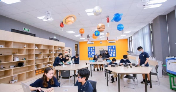 Khám phá không gian sáng chế hiện đại của học sinh Vinschool Khám phá không gian sáng chế hiện đại của học sinh Vinschool