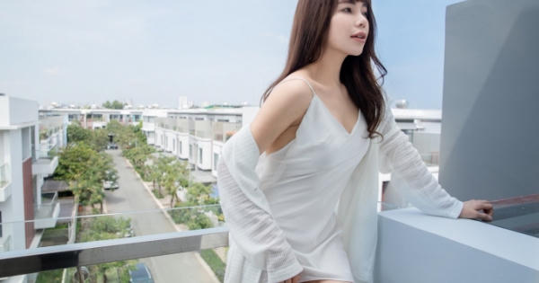 Trà Ngọc Hằng khoe vẻ đẹp đời thường