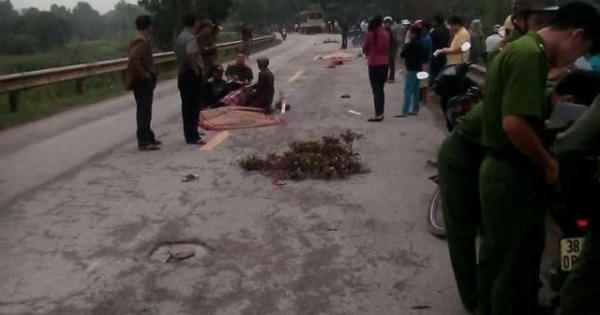 Hà Tĩnh: Thêm tai nạn nghiêm trọng, hai mẹ con chết thảm dưới bánh xe tải Hà Tĩnh: Thêm tai nạn nghiêm trọng, hai mẹ con chết thảm dưới bánh xe tải