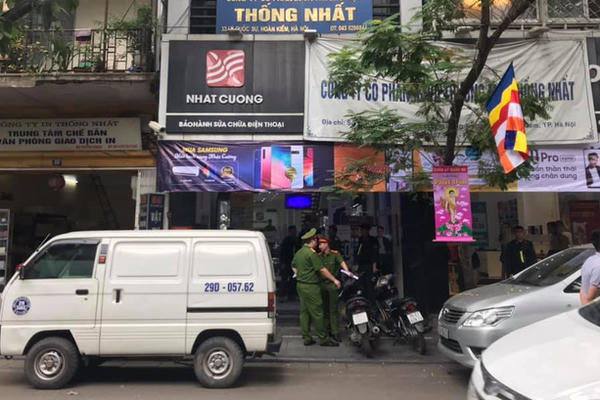 Nhật Cường Moblie trước khi bị công an khám xét "làm ăn" ra sao?