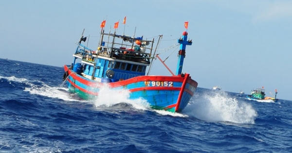 Đầu tháng 5 xảy ra 4 vụ tai nạn tàu cá trên biển, 2 người thiệt mạng