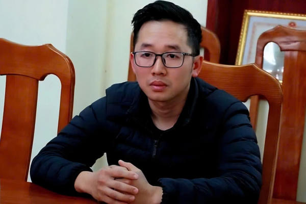 Triệt phá đường dây buôn bán mỹ phẩm giả trên mạng, thu giữ hơn 25 tấn hàng