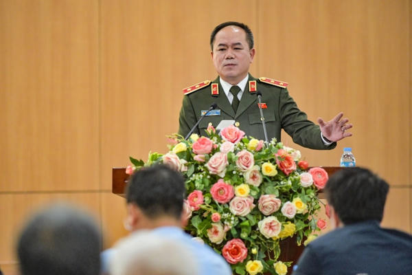 Giám đốc Công an Hà Nội chia sẻ những tình tiết “nghẹt thở” về hành trình đánh sập đường dây lừa đảo ngàn tỉ “Mr Pips” Giám đốc Công an Hà Nội chia sẻ những tình tiết “nghẹt thở” về hành trình đánh sập đường dây lừa đảo ngàn tỉ “Mr Pips”