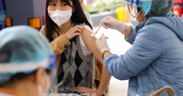 86,9% trẻ từ 12-17 tuổi ở Hà Nội được tiêm vắc xin phòng Covid-19 86,9% trẻ từ 12-17 tuổi ở Hà Nội được tiêm vắc xin phòng Covid-19