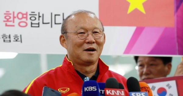 HLV Park Hang Seo: “U23 Việt Nam sẽ cố gắng lấy vé dự Olympic” HLV Park Hang Seo: “U23 Việt Nam sẽ cố gắng lấy vé dự Olympic”