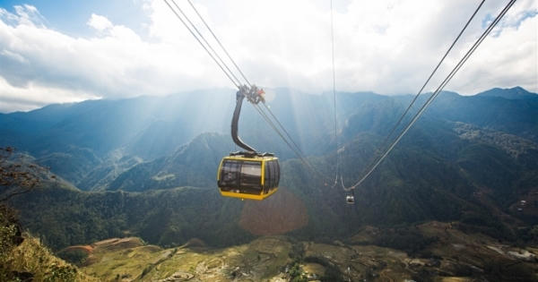 Giảm giá Cáp treo Fansipan Sa Pa cho người dân 6 tỉnh Tây Bắc