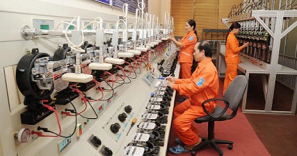 Slide - Điểm tin thị trường: “Điện vẫn đủ cho năm 2019 nhưng giá có thể tăng” Slide - Điểm tin thị trường: “Điện vẫn đủ cho năm 2019 nhưng giá có thể tăng”