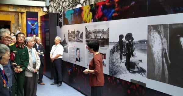 'Để bầu trời mãi xanh' tái hiện sống động một thời đạn bom