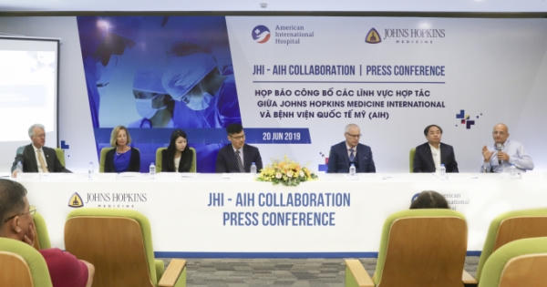 Bệnh viện Quốc tế Mỹ ký hợp tác với Johns Hopkins Medicine International