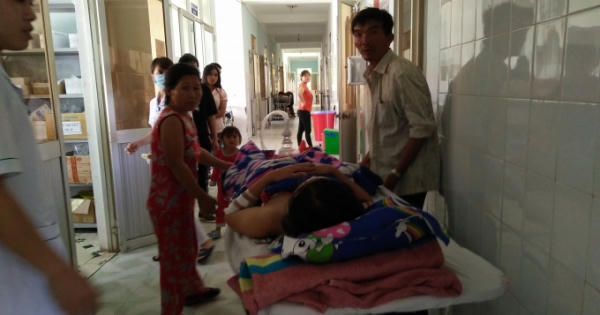 Kon Tum: Đối tượng bắt cóc tống tiền đâm 3 chiến sĩ công an bị thương