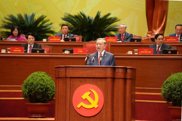 Khai mạc Đại hội XIV của Đảng: Tiền đề vững chắc để Việt Nam tự tin bước vào giai đoạn phát triển mới Khai mạc Đại hội XIV của Đảng: Tiền đề vững chắc để Việt Nam tự tin bước vào giai đoạn phát triển mới