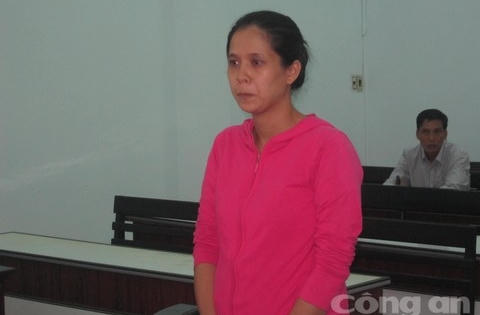 Trộm đồ của chủ, 2 nữ nhân viên tiệm vàng lĩnh án