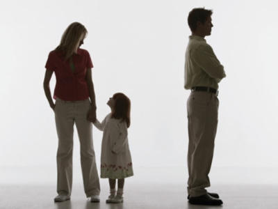 Ly hôn thế nào khi cuộc sống vợ chồng không hạnh phúc?