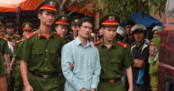 Án chung thân cho người chồng điên cuồng đâm vợ 16 nhát
