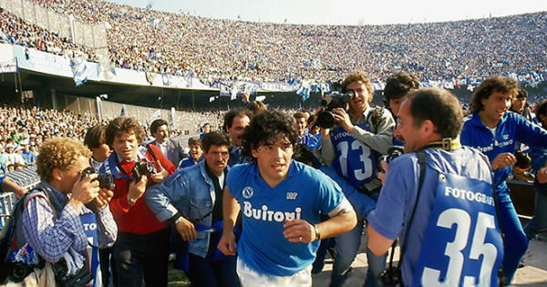 Diego Maradona: Những con số của một thiên tài Diego Maradona: Những con số của một thiên tài