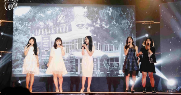 Phút Cuối 2018: Lắng đọng những thanh âm rực rỡ, thanh xuân tươi đẹp tại Học viện Báo Chí Phút Cuối 2018: Lắng đọng những thanh âm rực rỡ, thanh xuân tươi đẹp tại Học viện Báo Chí