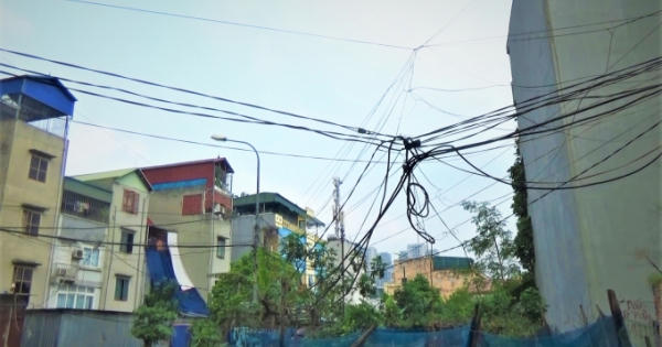 Bản tin Bất động sản Plus: Sống ở nhà tiền tỷ, người dân phải đi "vay" điện!