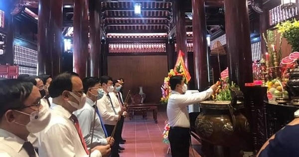 Nghệ An: Dâng hương kỷ niệm ngày sinh Chủ tịch Hồ Chí Minh Nghệ An: Dâng hương kỷ niệm ngày sinh Chủ tịch Hồ Chí Minh