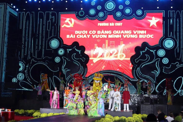 Quảng Ninh đón khoảng 122.000 lượt khách du lịch trong ngày mùng 1 Tết Quảng Ninh đón khoảng 122.000 lượt khách du lịch trong ngày mùng 1 Tết