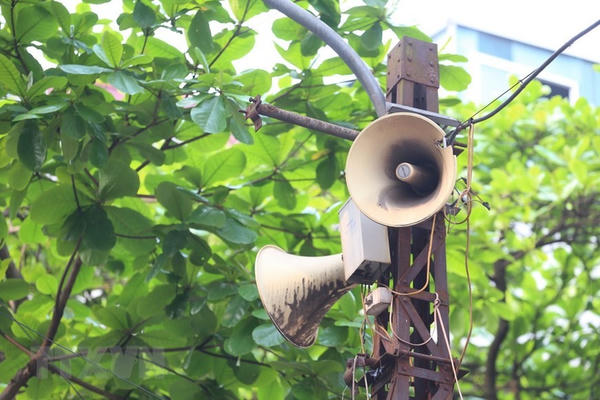 Phát thanh bằng tiếng Mường - Cách làm hiệu quả trong tuyên truyền bầu cử ở xã Yên Xuân Phát thanh bằng tiếng Mường - Cách làm hiệu quả trong tuyên truyền bầu cử ở xã Yên Xuân