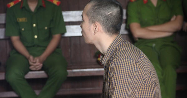 Đi tù vì giúp con trai "giải quyết" mâu thuẫn